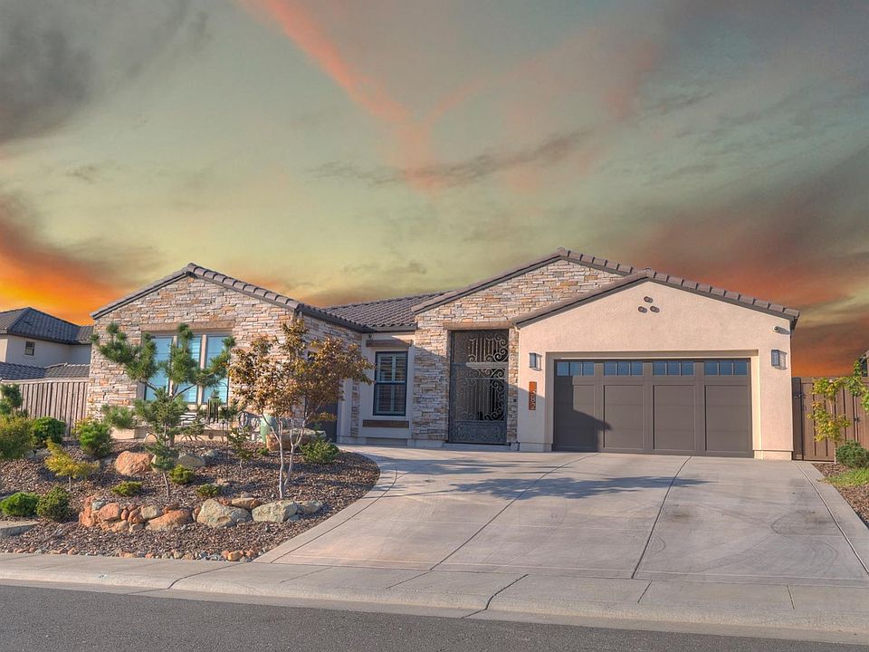 1st image of 582 Sundahl Dr