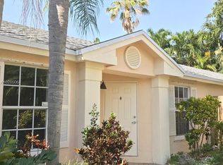 10114 SW 117th Ct, Miami, FL 33186