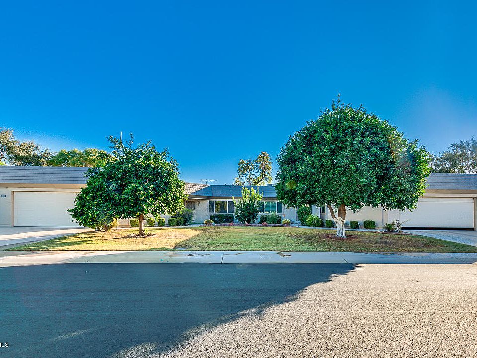1st image of 10129 W Pineaire Dr