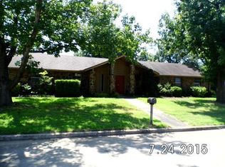 606 Ridgeview Dr, Claremore, OK 74017