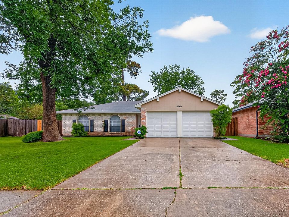 1st image of 22419 Spring Gate Dr