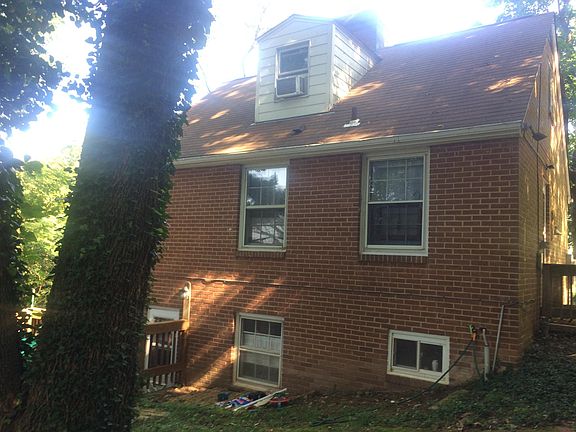 2nd image of 19520 Darnestown Rd #19524