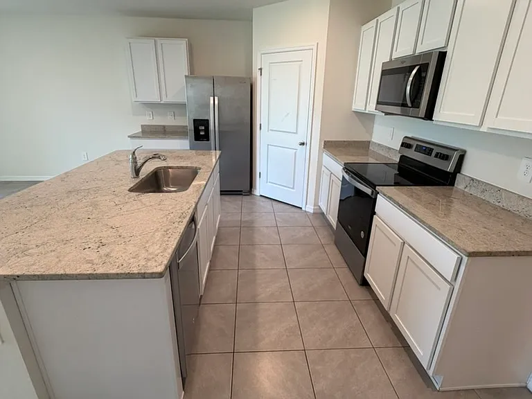 17819 Canopy Pl — Photo 7