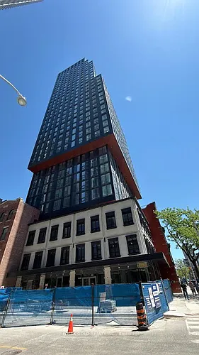100 Queen St E #1705 Photo 1