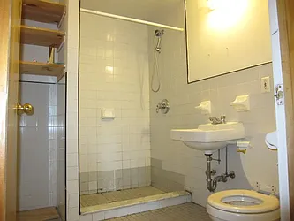 Rented by Cyberapts Management