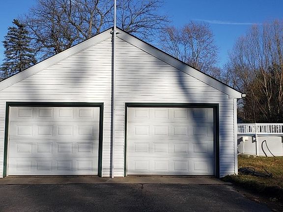 4th image of 5363 Mulberry Ave