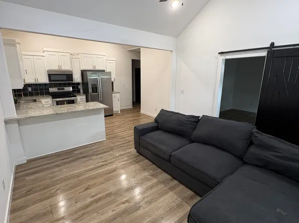 707 S Adair St, Pryor, OK 74361