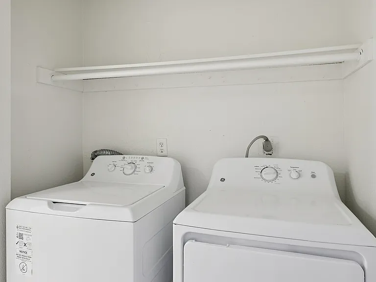 Aspen Meadows — Photo 16