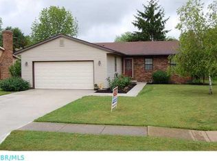 1106 Fairfield Dr, Marysville, OH 43040