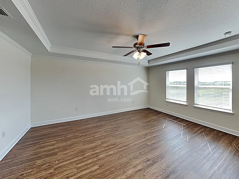 4436 Reisswood Loop — Photo 8