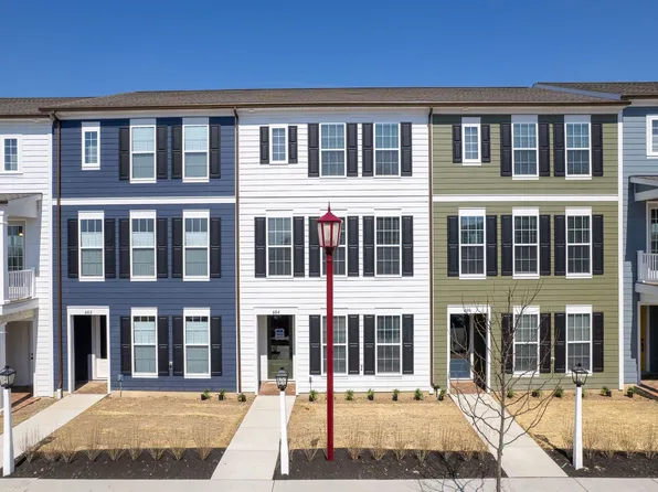 604 Whitby Ln, Cranberry Township, PA 16066