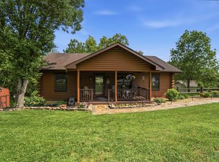 21282 Bellemeade Dr, Lawrenceburg, IN 47025