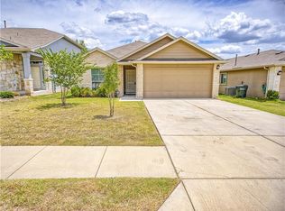 6817 Plains Crest Dr, Del Valle, TX 78617