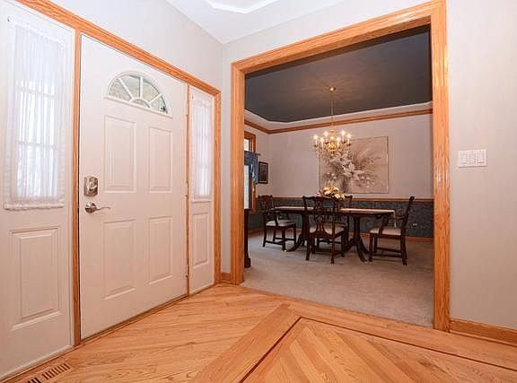 3rd image of 17412 Deer Creek Dr