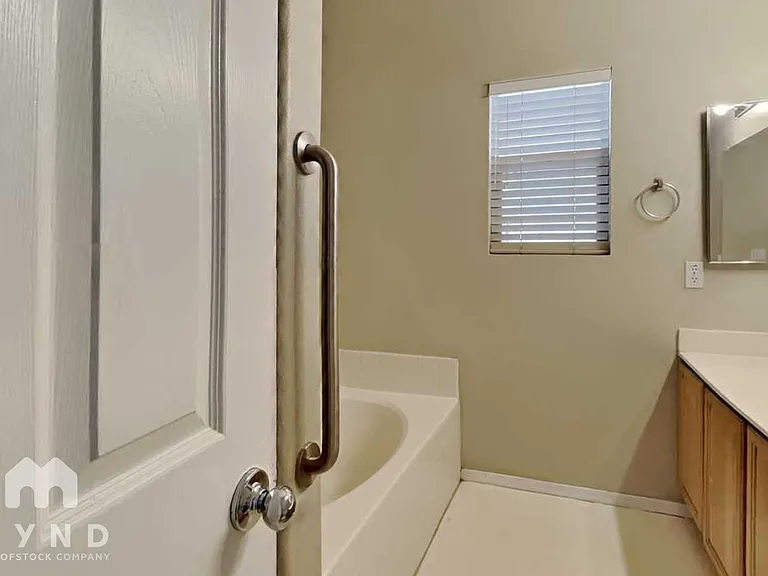3310 W Tina Ln — Photo 11