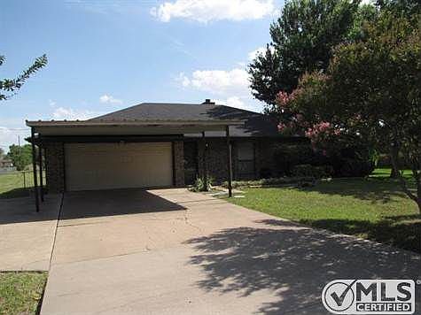 1st image of 130 Tracy Dr
