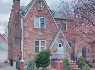 61-22 160th St, Fresh Meadows, NY 11365