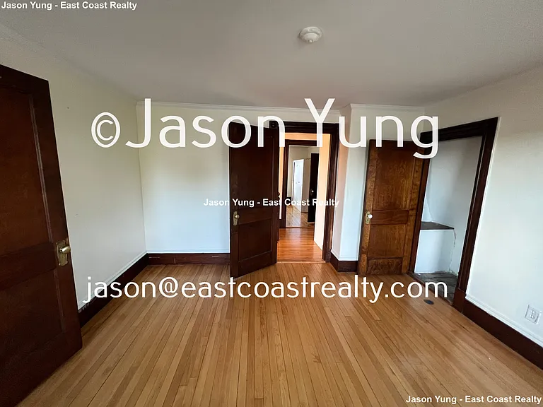 8 Saint James St #8 — Photo 4
