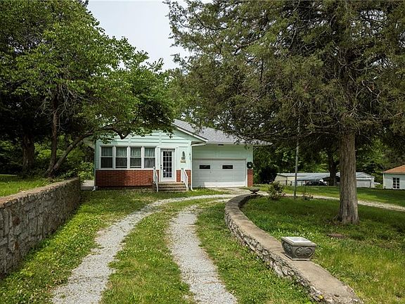 4th image of 3604 S Norwood Ave