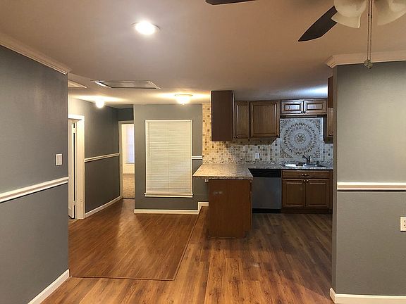 2nd image of 2125 Gurley Ave