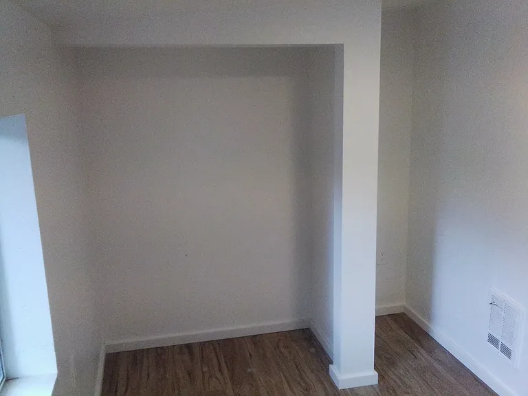 9445 4th Ave SW #7 — Photo 2
