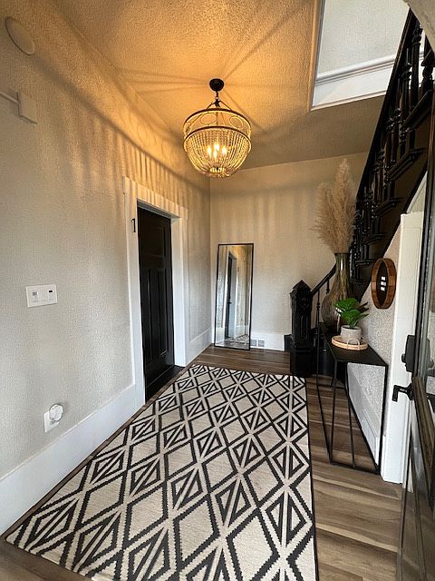 Shared foyer entrance downstairs.
