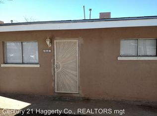 904 Foster Rd, Las Cruces, NM 88001