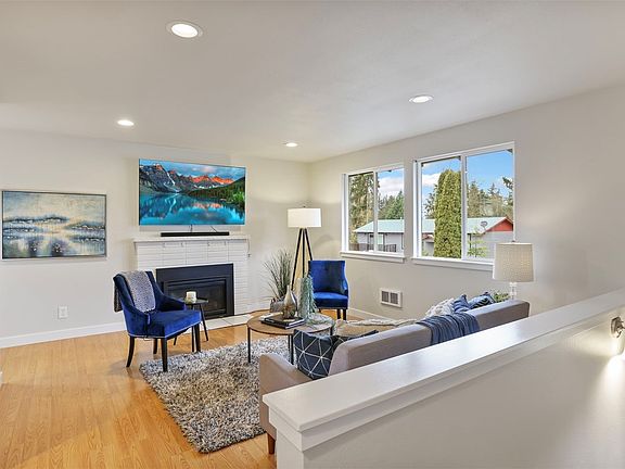 3rd image of 12555 NE 156th Street