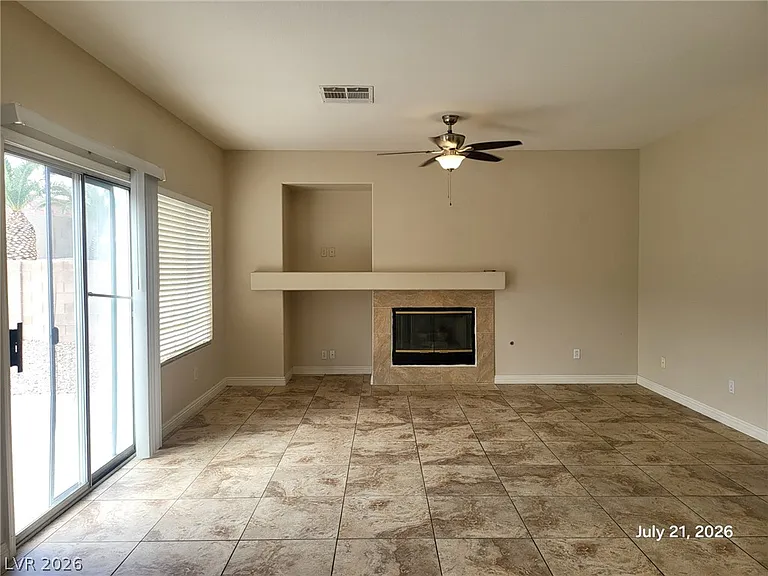 2883 Cordillera Dr — Photo 7