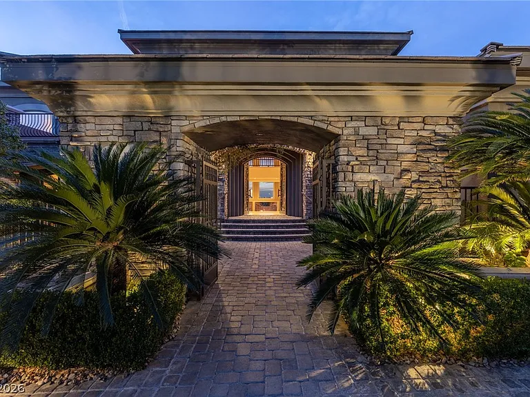 1520 Macdonald Ranch Dr — Photo 58