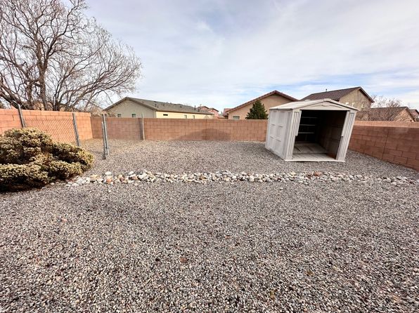 790 Purple Aster Ave SW, Los Lunas, NM 87031