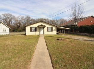 105 Cottonwood Ct, Hudson Oaks, TX 76087