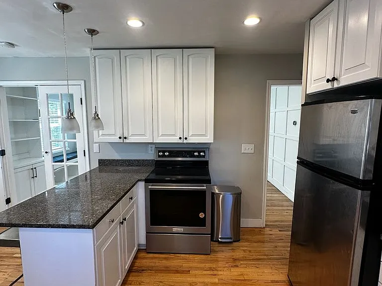 1638 E 3150 S — Photo 27