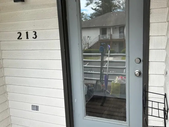 1507 Military Cutoff Rd APT 213, Wilmington, NC 28403