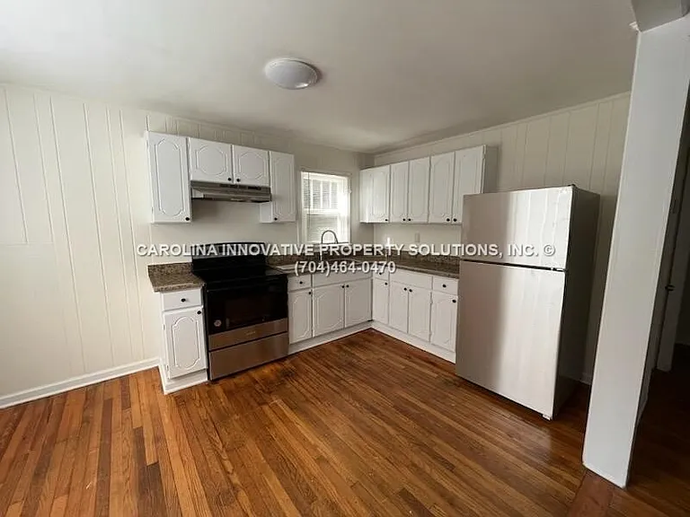 2824 Phillips Ave — Photo 8