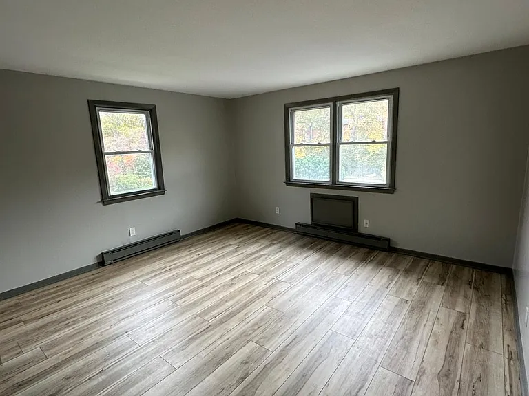 40 Briarwood Ln #16F — Photo 15