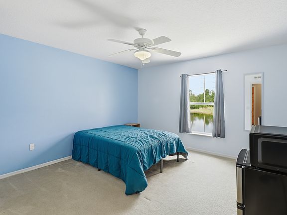 3rd image of 1609 Corner Meadow Cir