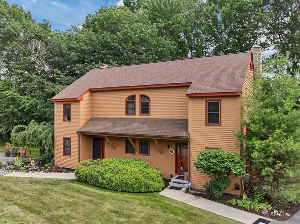 240 Franklin Street #28, Laconia, NH 03246