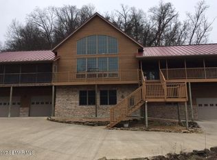 1100 Willow Rd, Altura, MN 55910