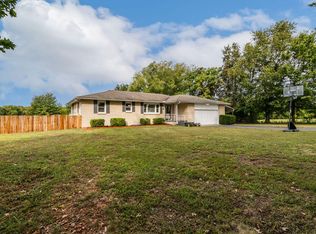 1663 N State Highway Ab, Springfield, MO 65802