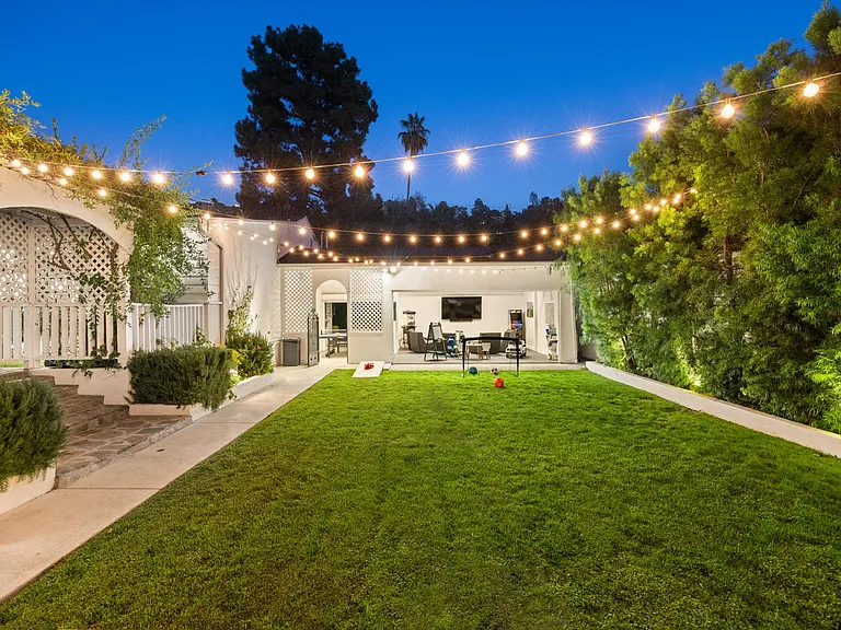 Transform the outdoor space into a nighttime gaming zone, offering a fun and entertaining environment for evening activities.