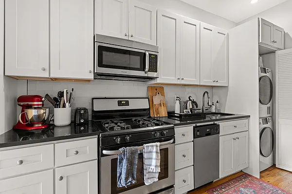 Rented by Compass | media 13