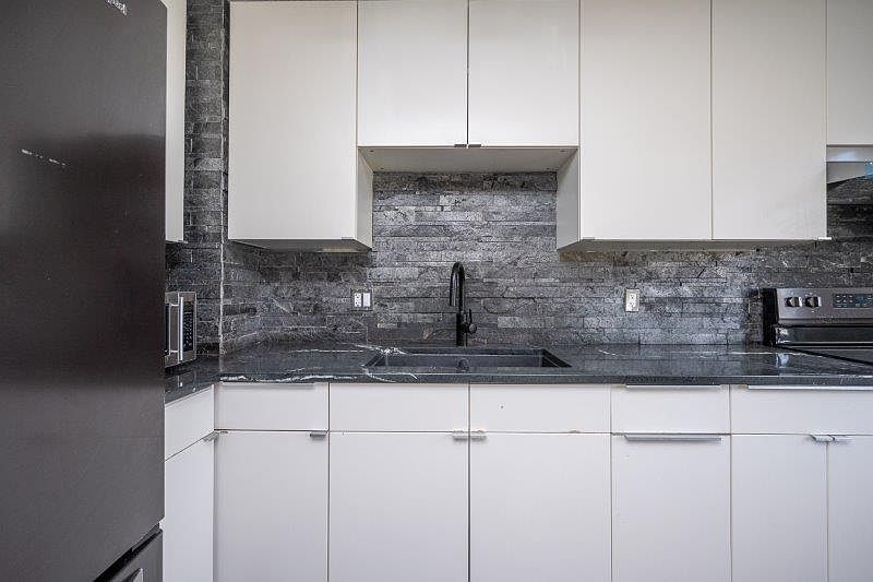 Calgary Townhouse for rent - 3 Bedrooms — photo 9