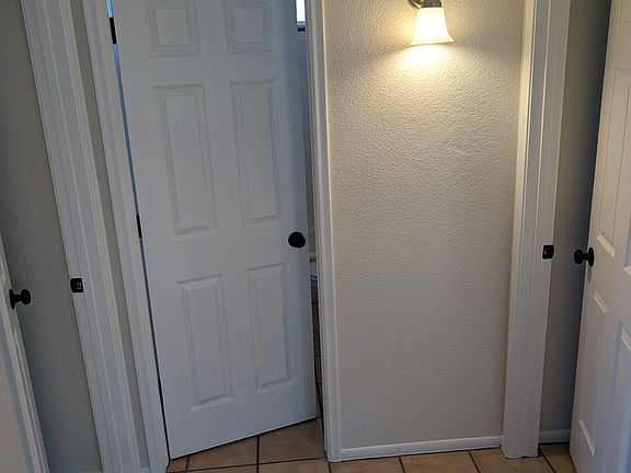 5th image of 926 N Belvedere Ave APT 1