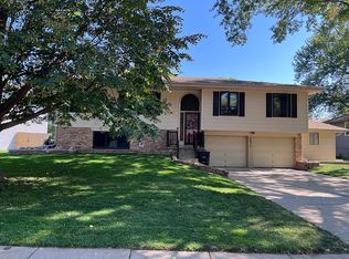 6425 S 149th Ave, Omaha, NE 68137