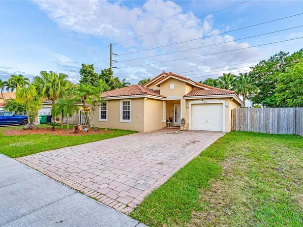 15476 SW 151st Ter, Miami, FL 33196