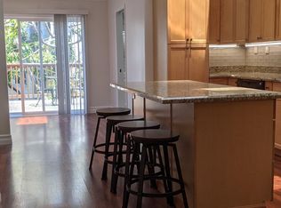 2674 22nd St, San Francisco, CA 94110