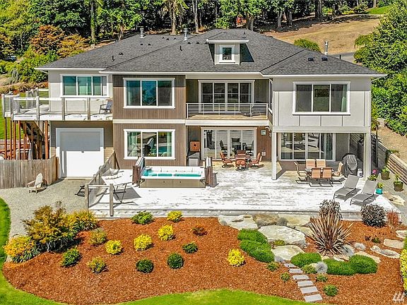 3rd image of 13507 79th Avenue Ct NW