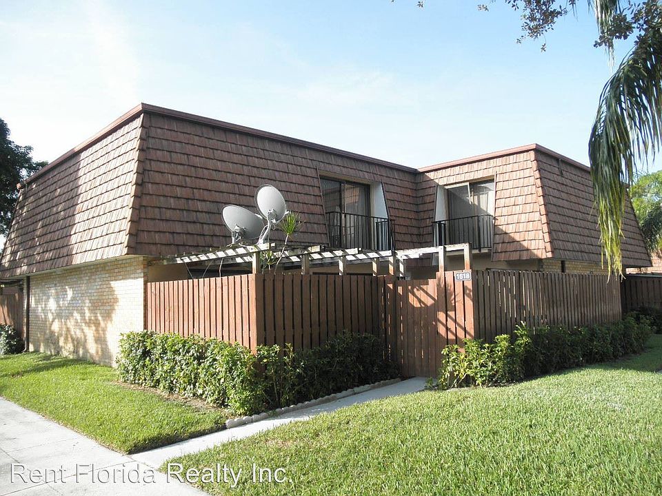 1st image of 1618 16th Ln
