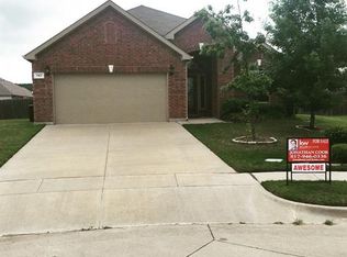 747 Misty Oak Trl, Burleson, TX 76028
